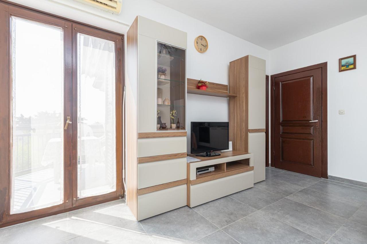 Medak Apartamento Poreč Exterior foto