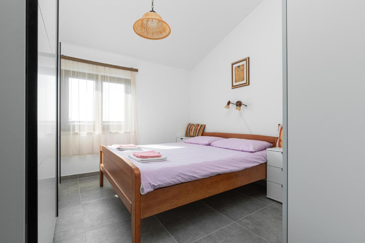 Medak Apartamento Poreč Exterior foto